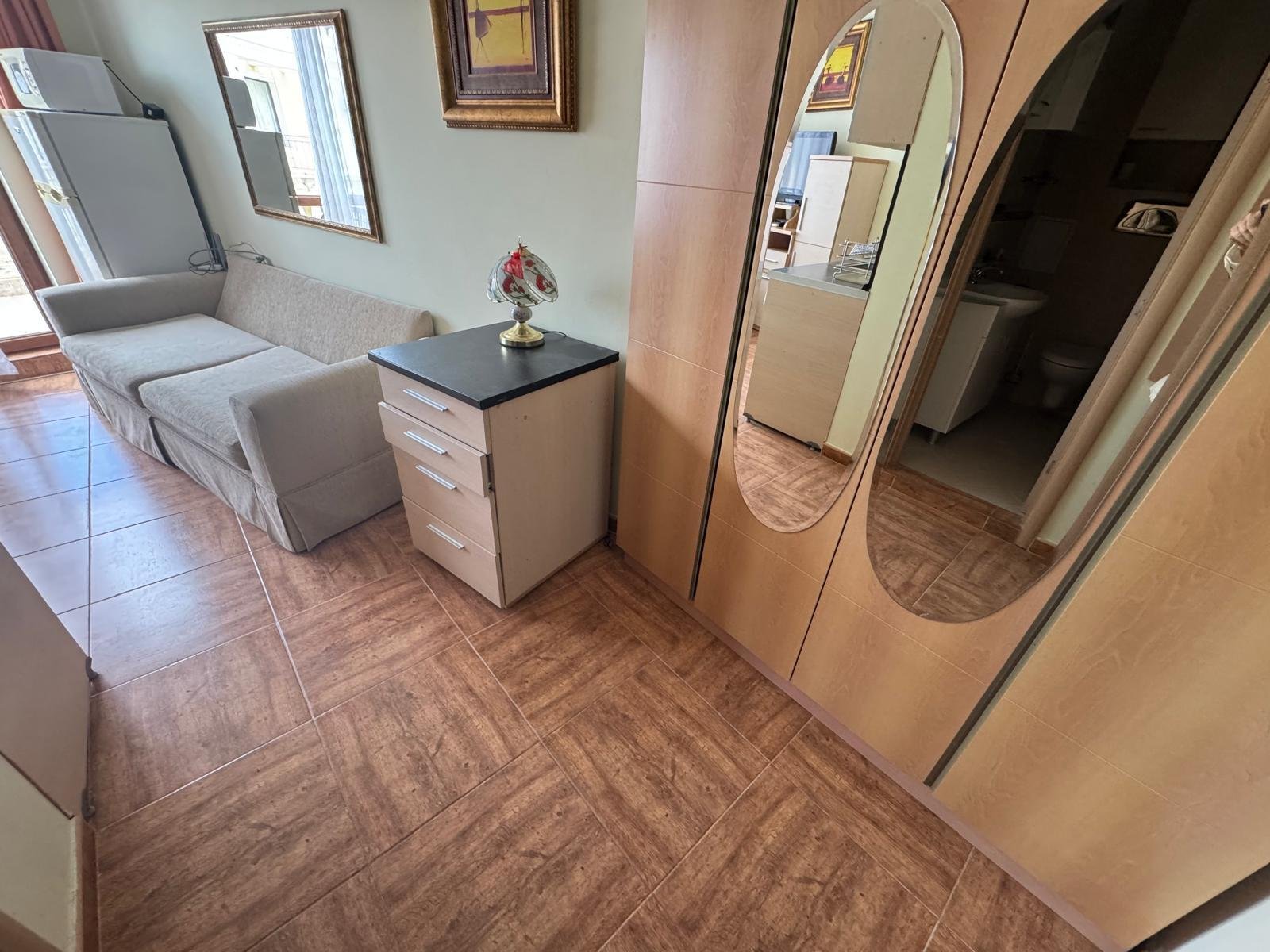 Обзаведено студио с гледка към морето за продажба в Royal Bay Residence, Свети Влас