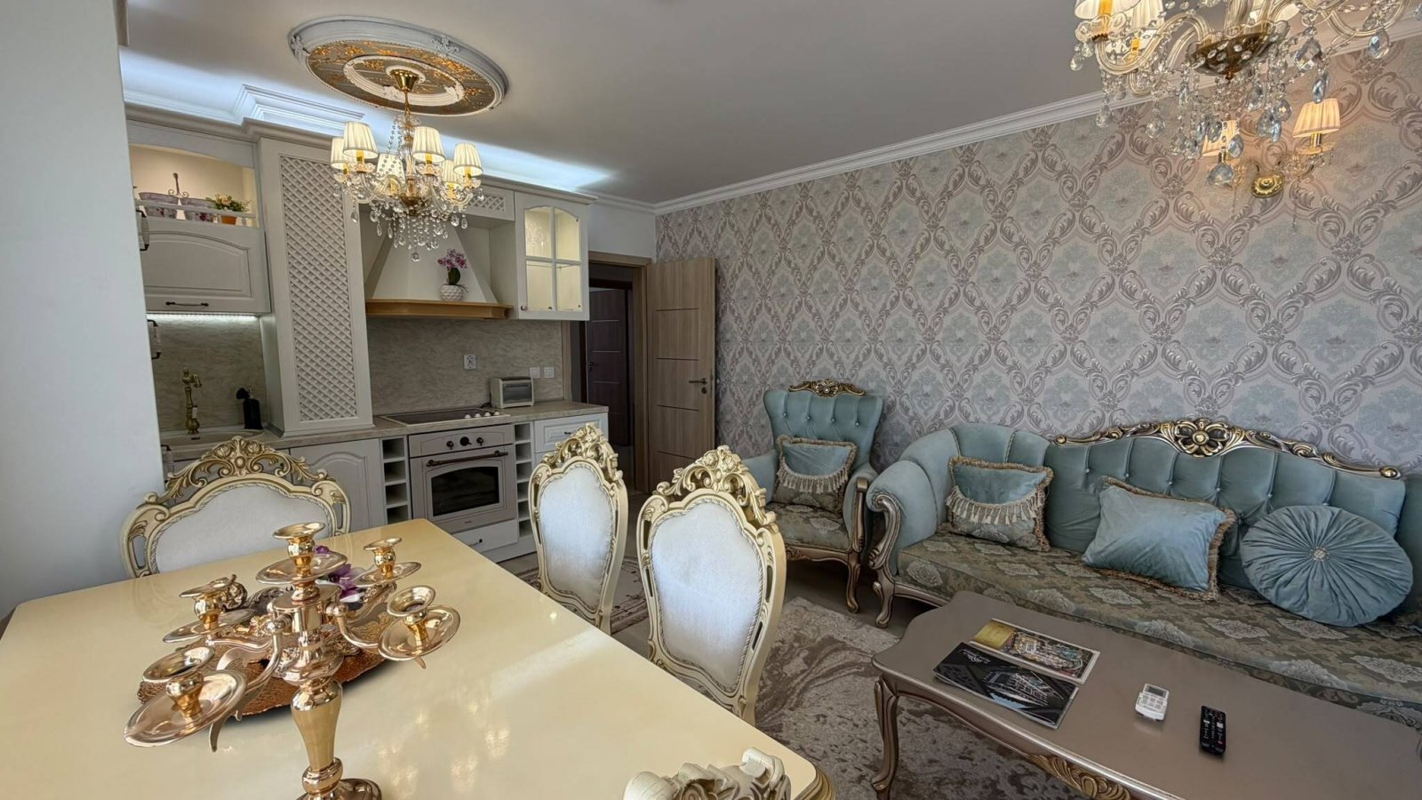 Тристаен апартамент с гледка към басейна в ексклузивния комплекс „Sweet Homes 6“ на Слънчев бряг, България