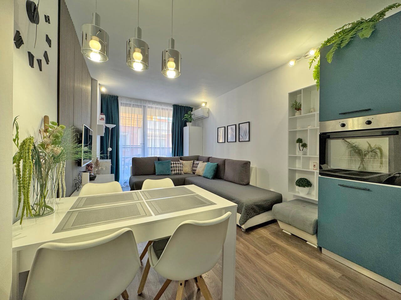 Двустаен апартамент в жилищния комплекс Sunny View Central 7, Слънчев бряг, България