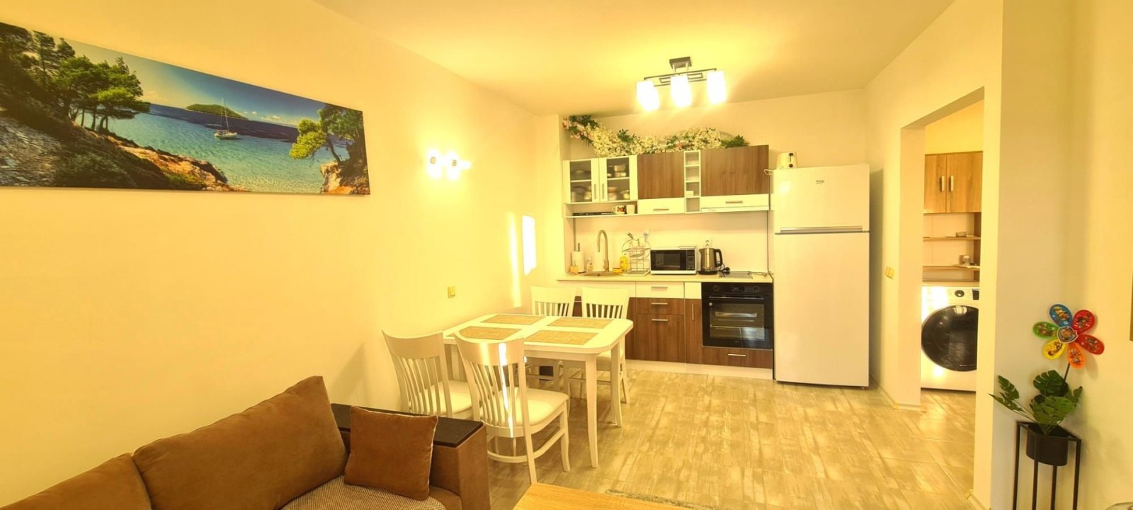 Голямо апартамент с 2 спални в Lily Beach Resort, Созопол, България
