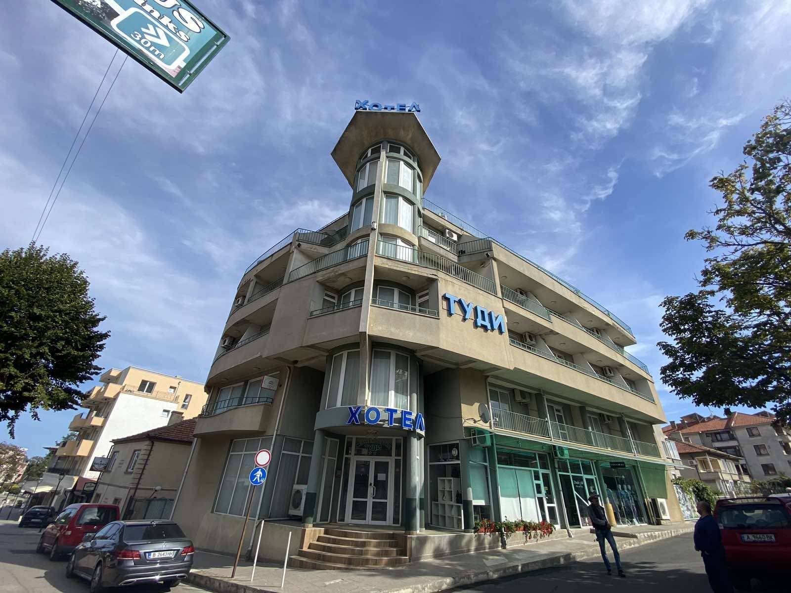 Obzor: Хотел-ресторант в центъра на Обзор, България 