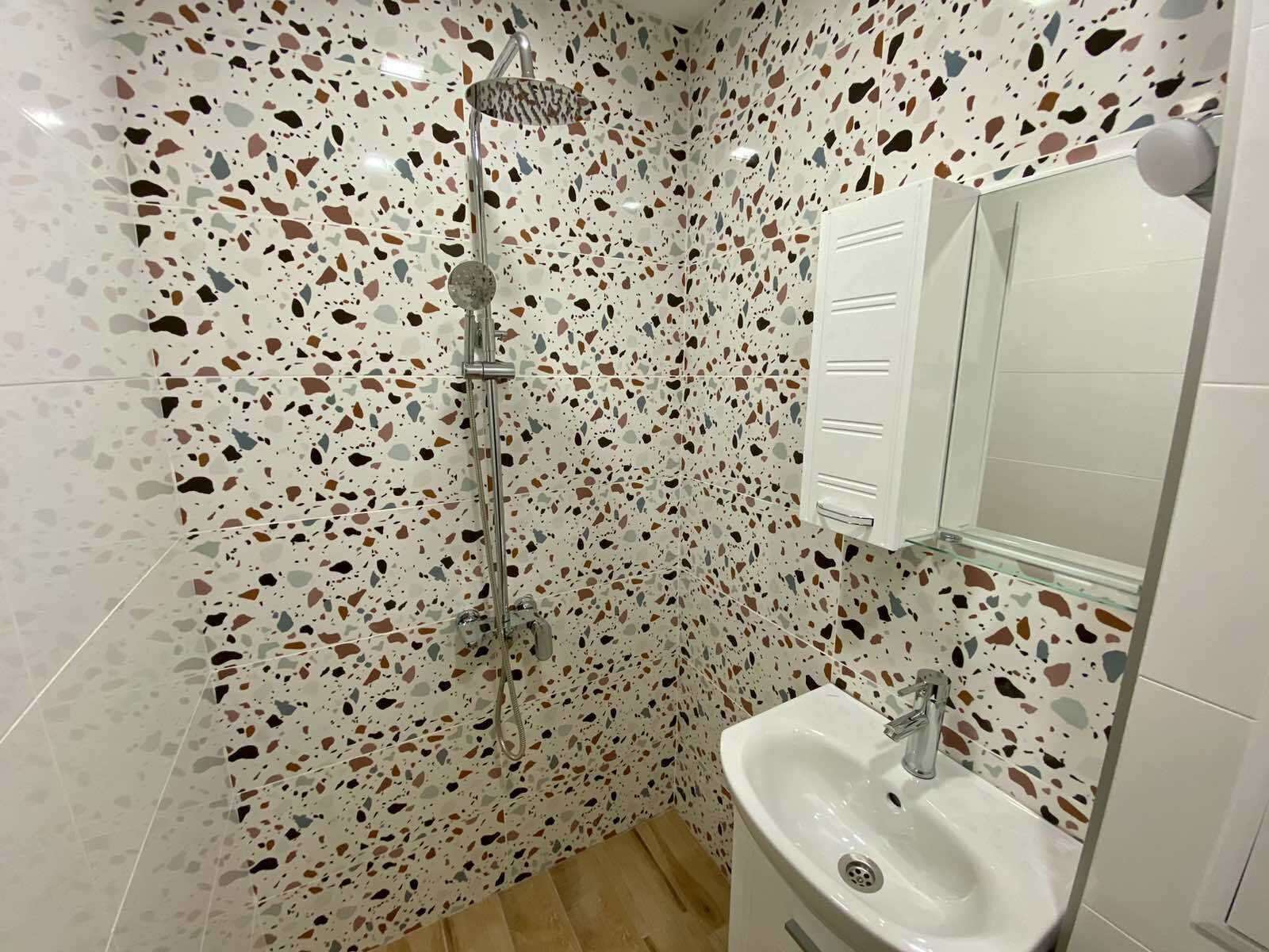 Zwei Zimmer Wohnung in Troshevo