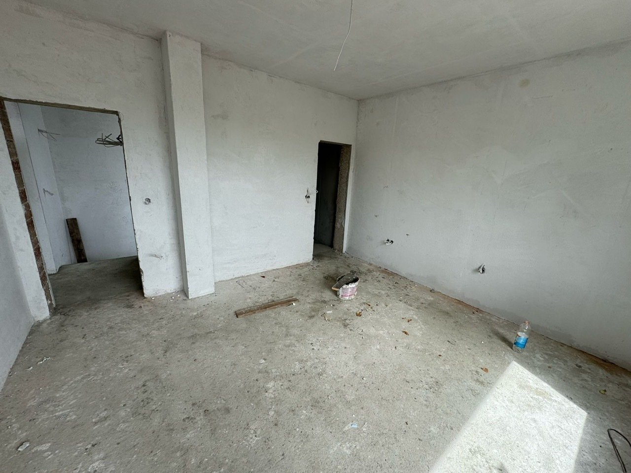 Еднофамилна къща в Равна гора, България