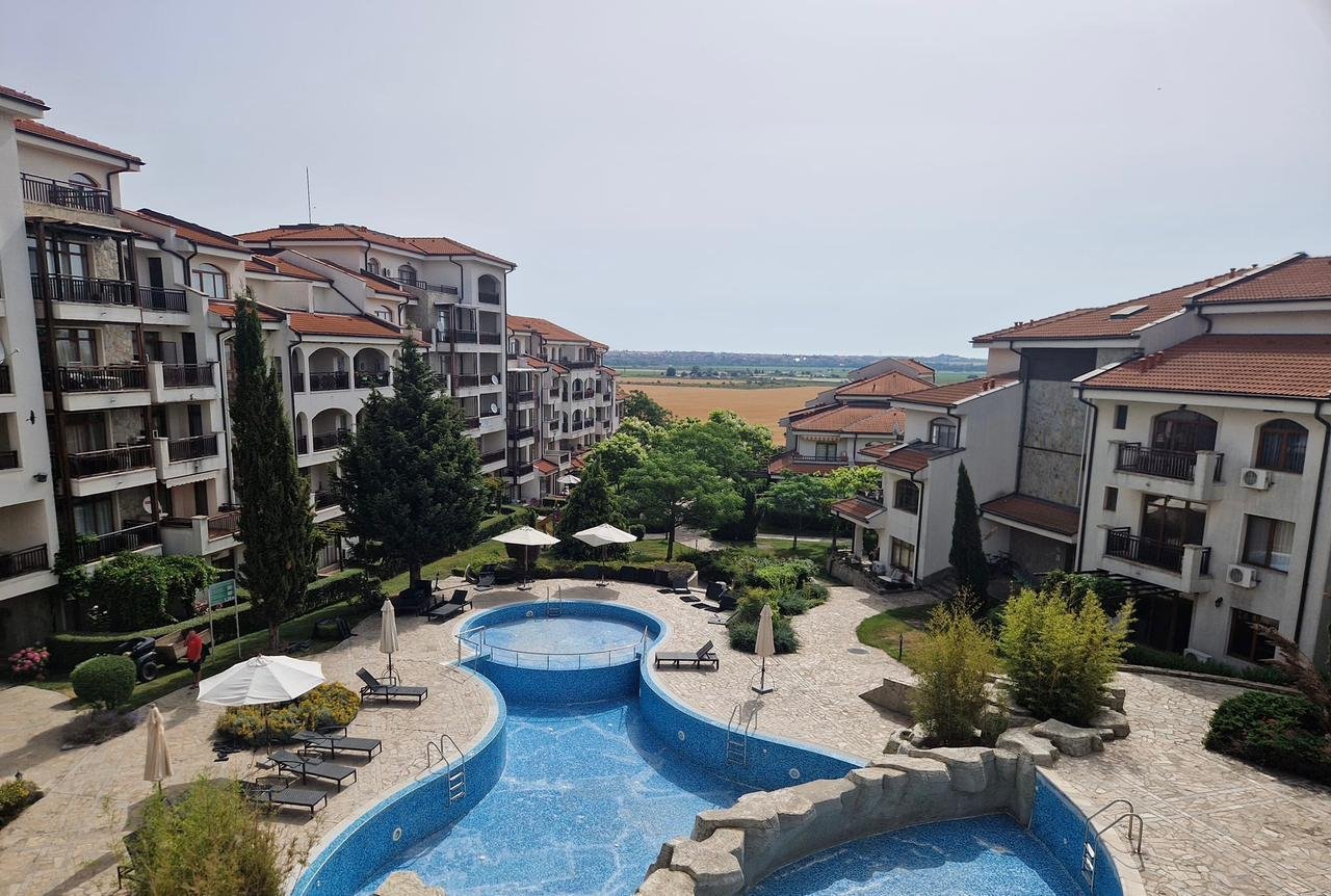 3-стаен апартамент в Vineyards Resort Ахелой