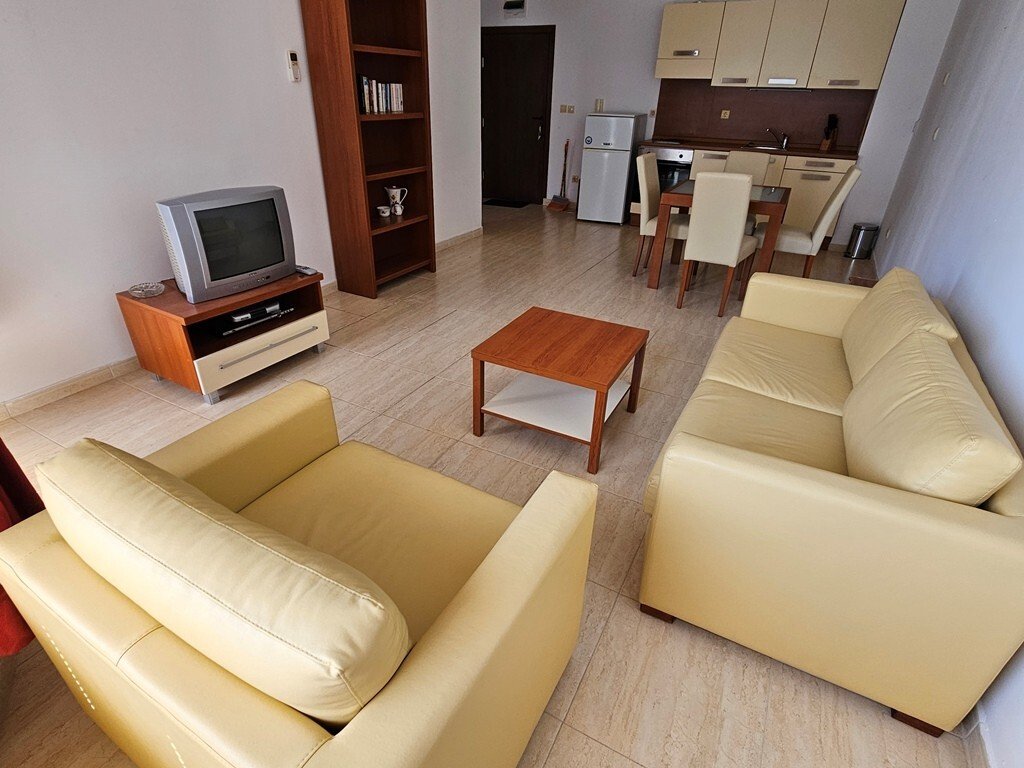 Двустаен апартамент на първа линия с гледка към морето комплекс ТОП Свети Влас България