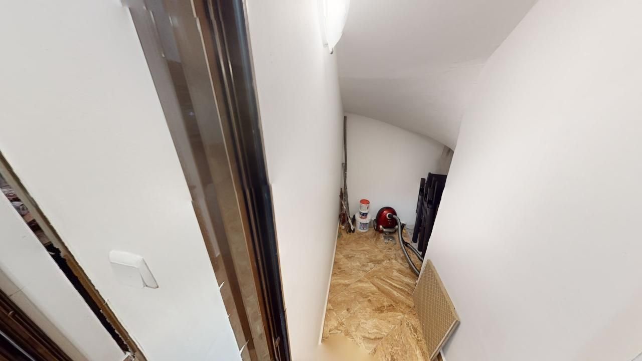 Еднофамилна къща с мазе Свети Георги Косарица България