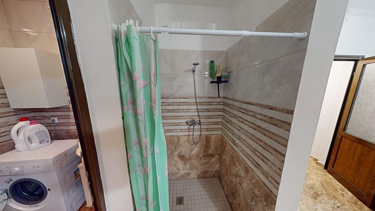 Еднофамилна къща с мазе Свети Георги Косарица България