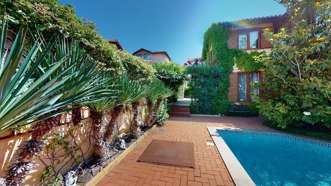 Еднофамилна къща Чолакова Чешма Кошарица България