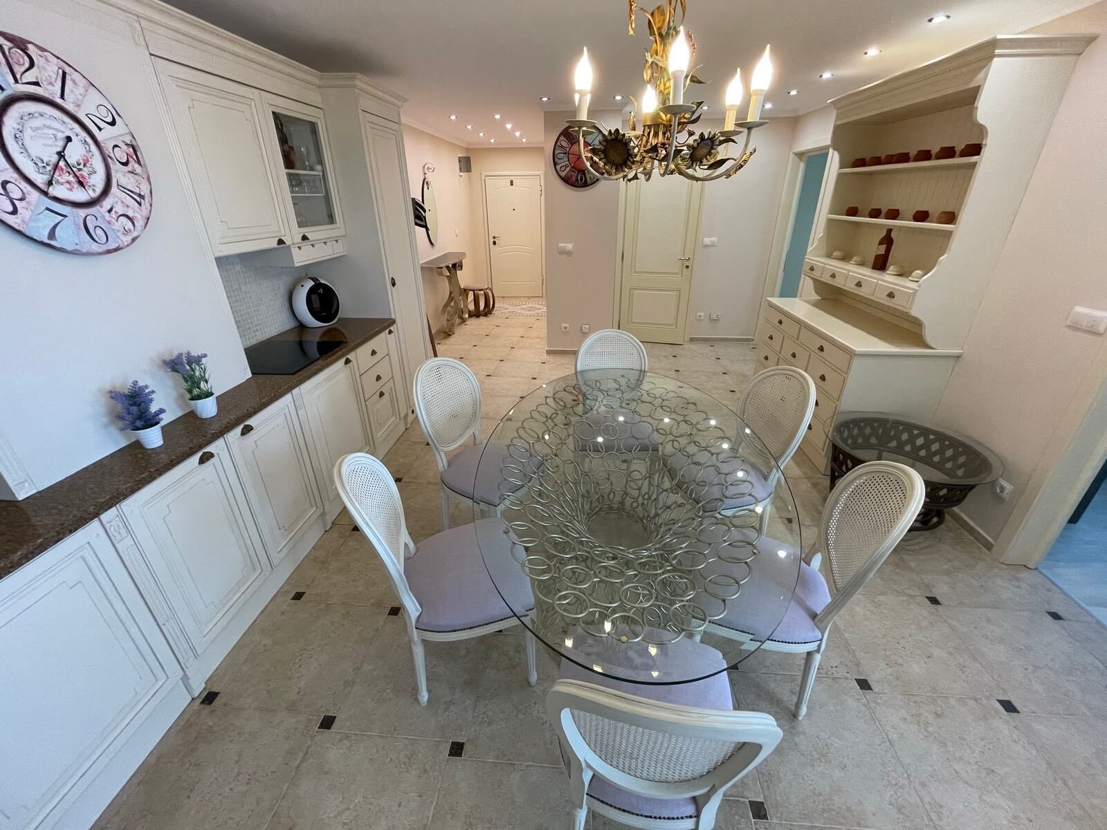 Тристаен апартамент в хотел Sea Wind Grand в Свети Влас, България