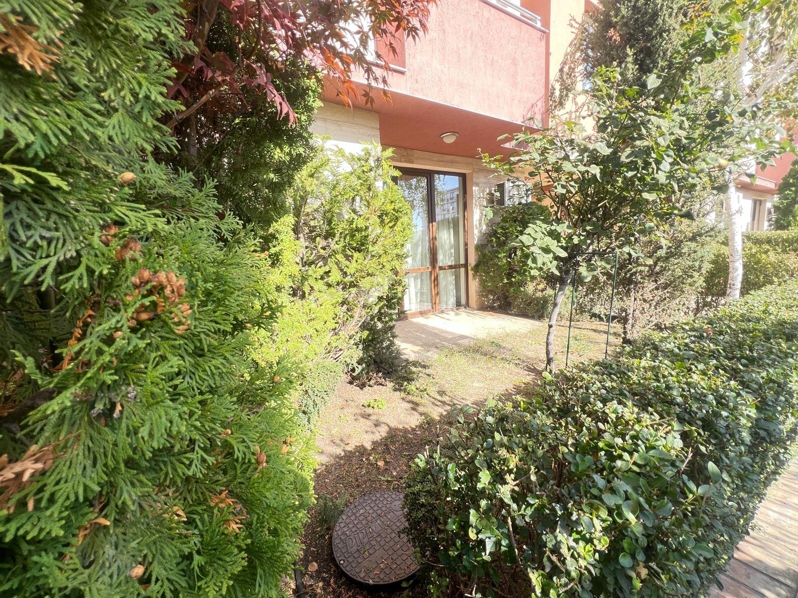 Стилно студио от 34 м² в Tarsis Nova, Слънчев бряг, България с собствен двор и тревна площ