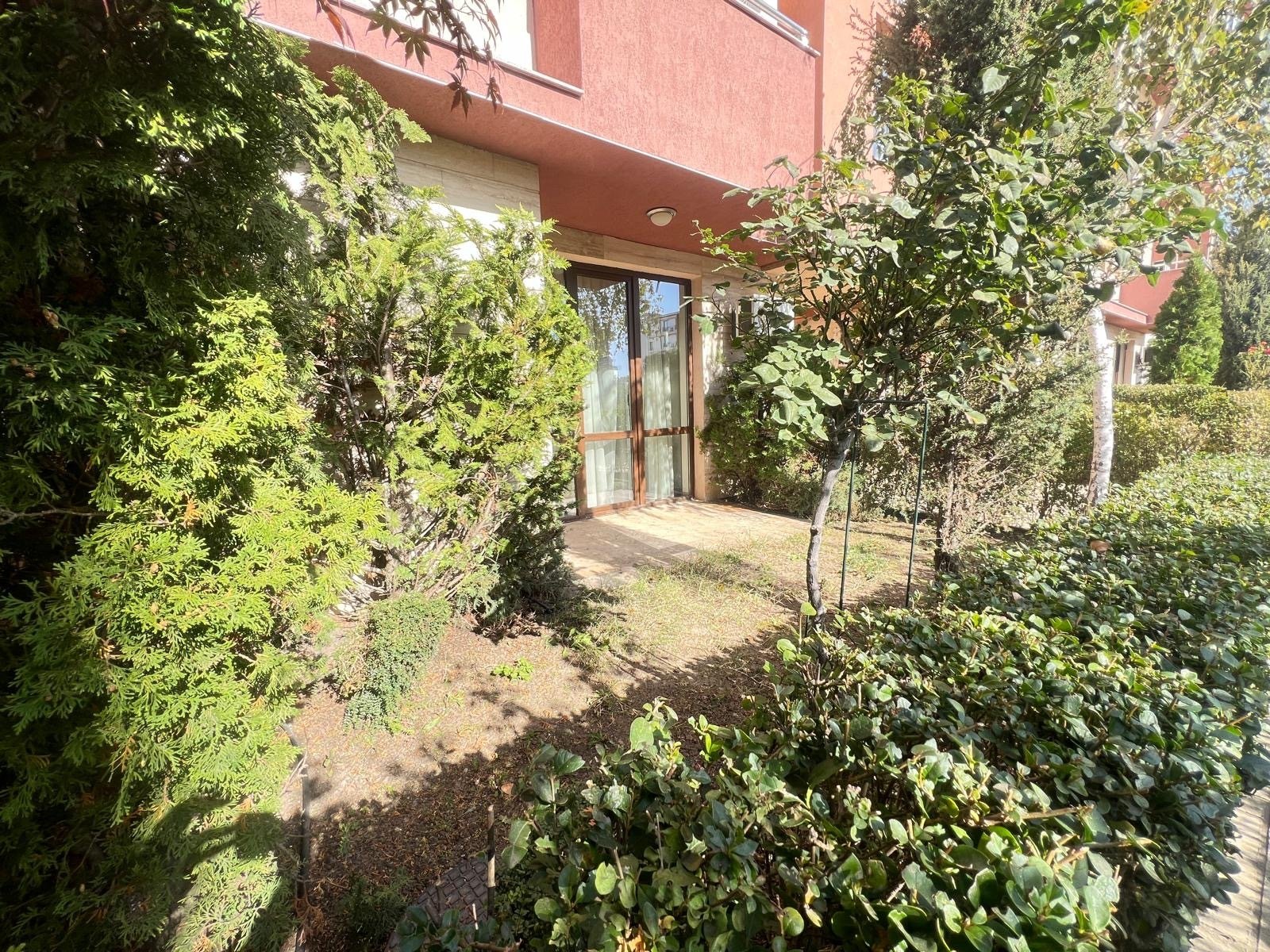 Стилно студио от 34 м² в Tarsis Nova, Слънчев бряг, България с собствен двор и тревна площ