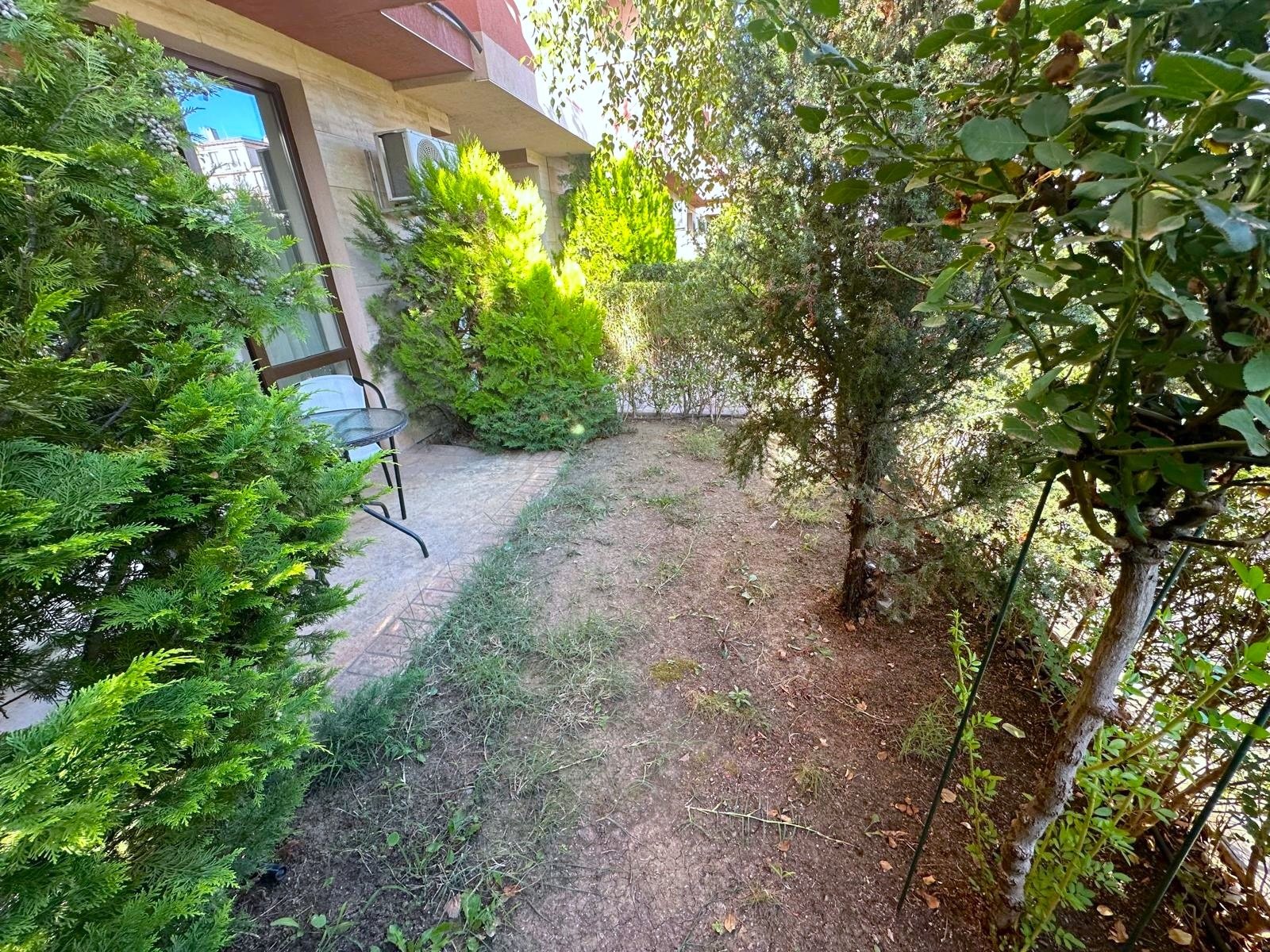 Стилно студио от 34 м² в Tarsis Nova, Слънчев бряг, България с собствен двор и тревна площ