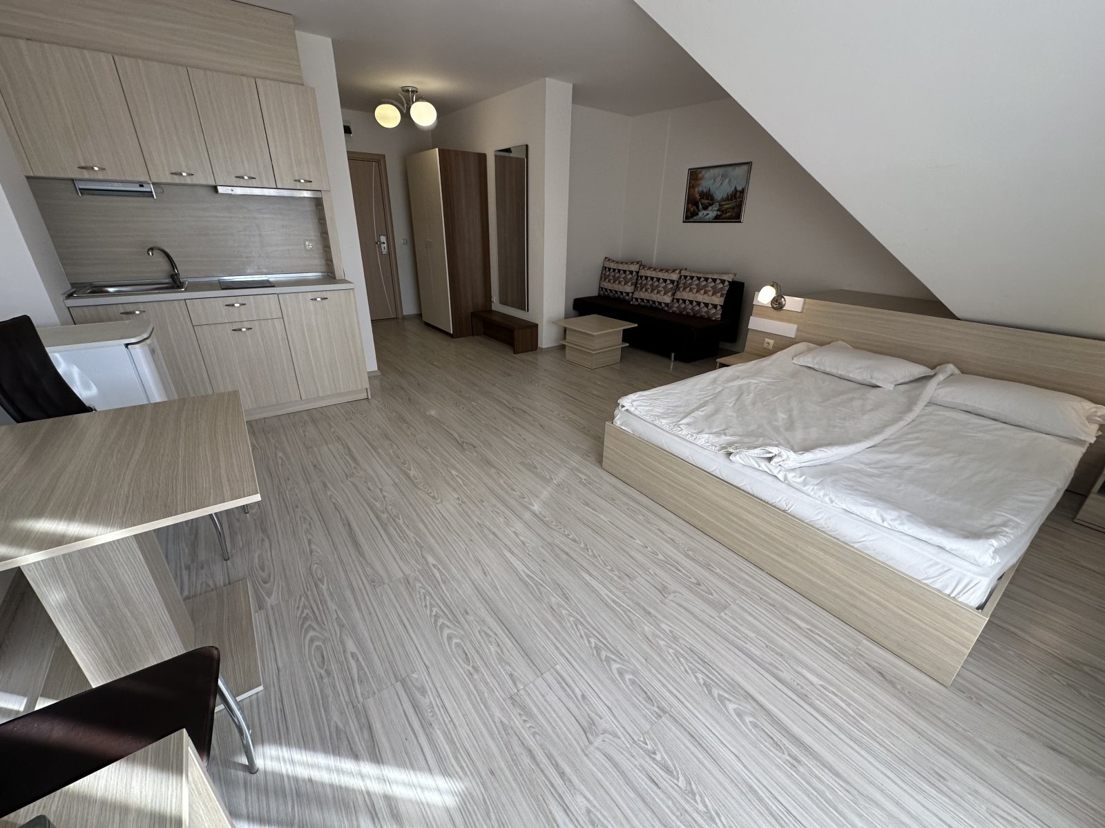 Красиво студио от 55 м² в Tarsis 2, Слънчев бряг, България, на 5-и етаж с изглед към басейна.