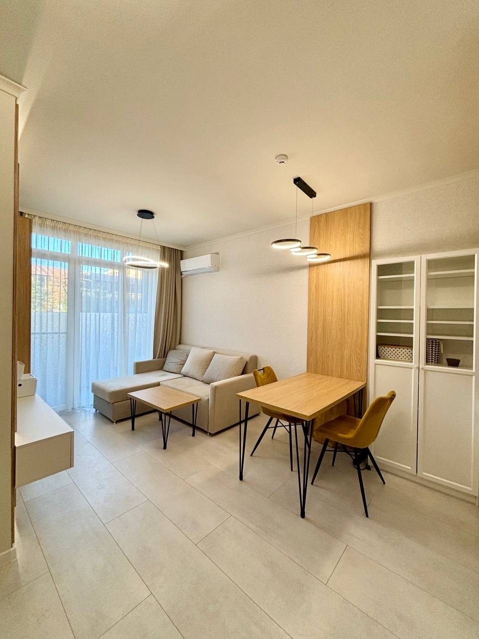 Стилно двустайно жилище с 2 бани в комплекс Доминико, Слънчев бряг