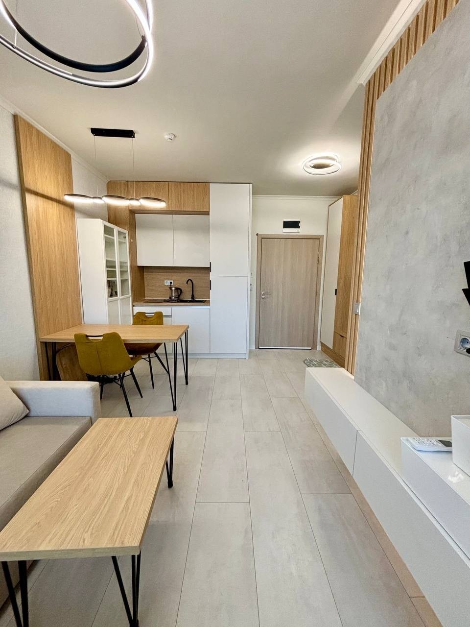 Стилно двустайно жилище с 2 бани в комплекс Доминико, Слънчев бряг