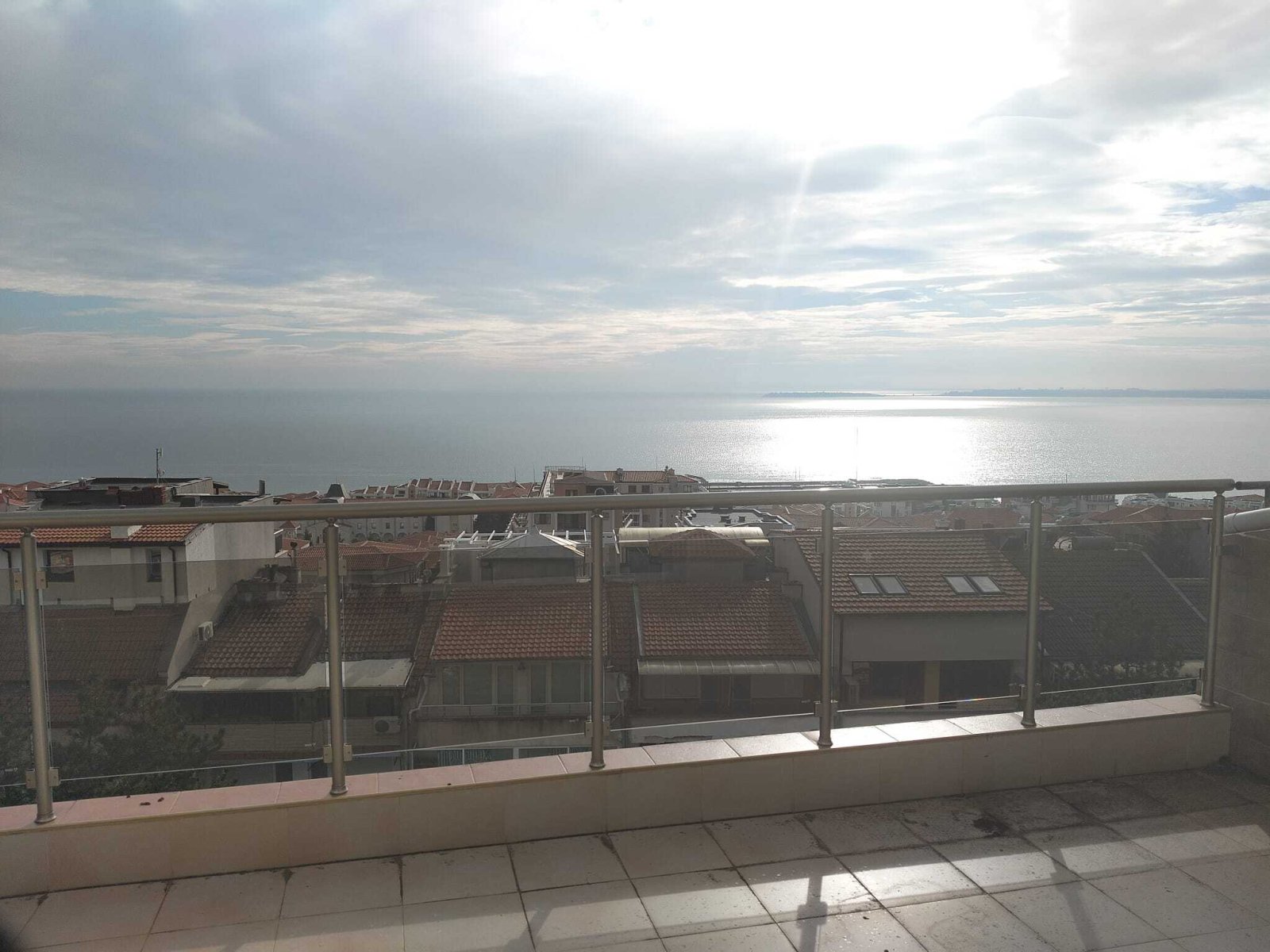 Мултифамилна къща с гледка към морето Рускала Свети Влас България