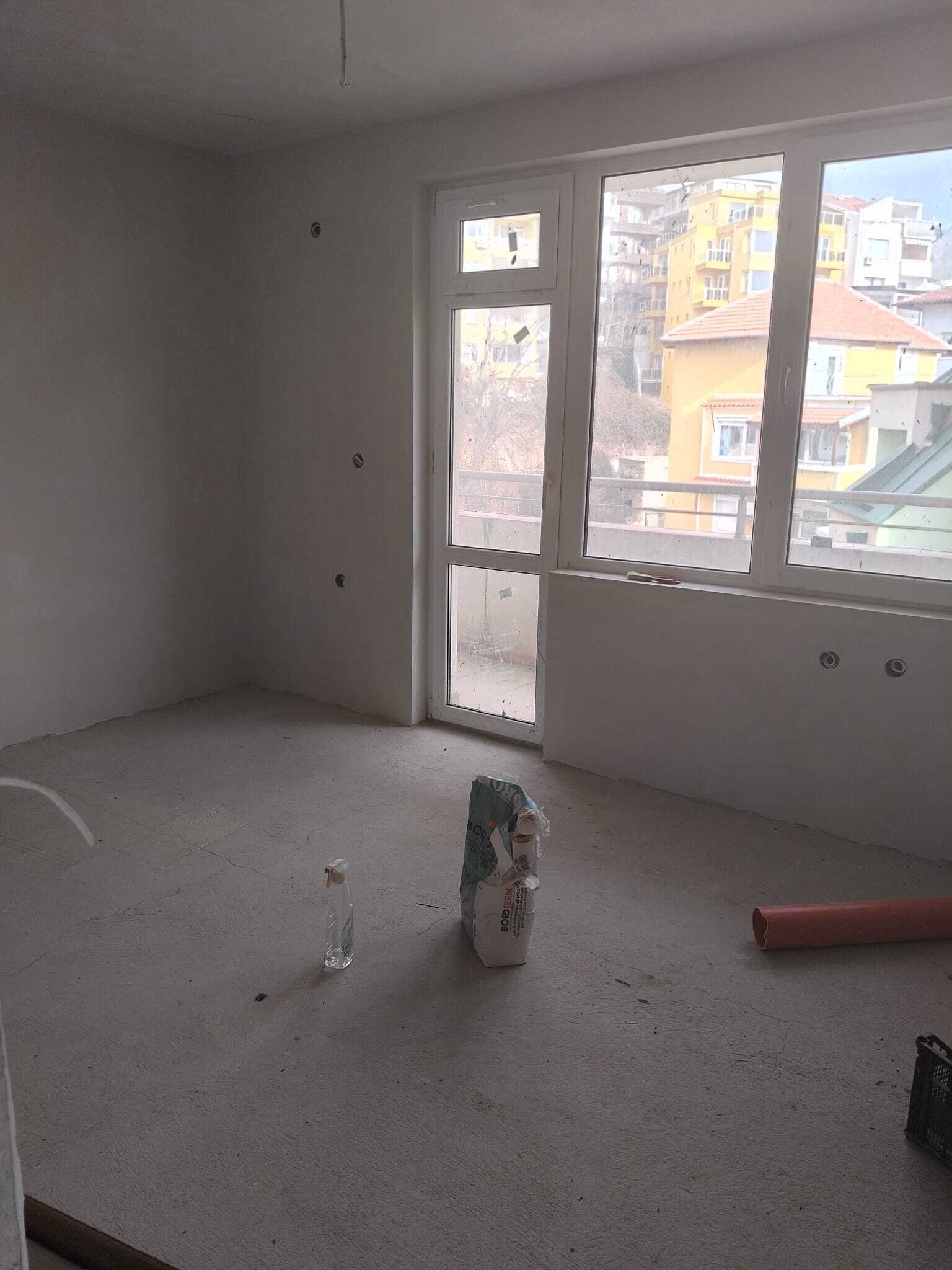 Мултифамилна къща с гледка към морето Рускала Свети Влас България