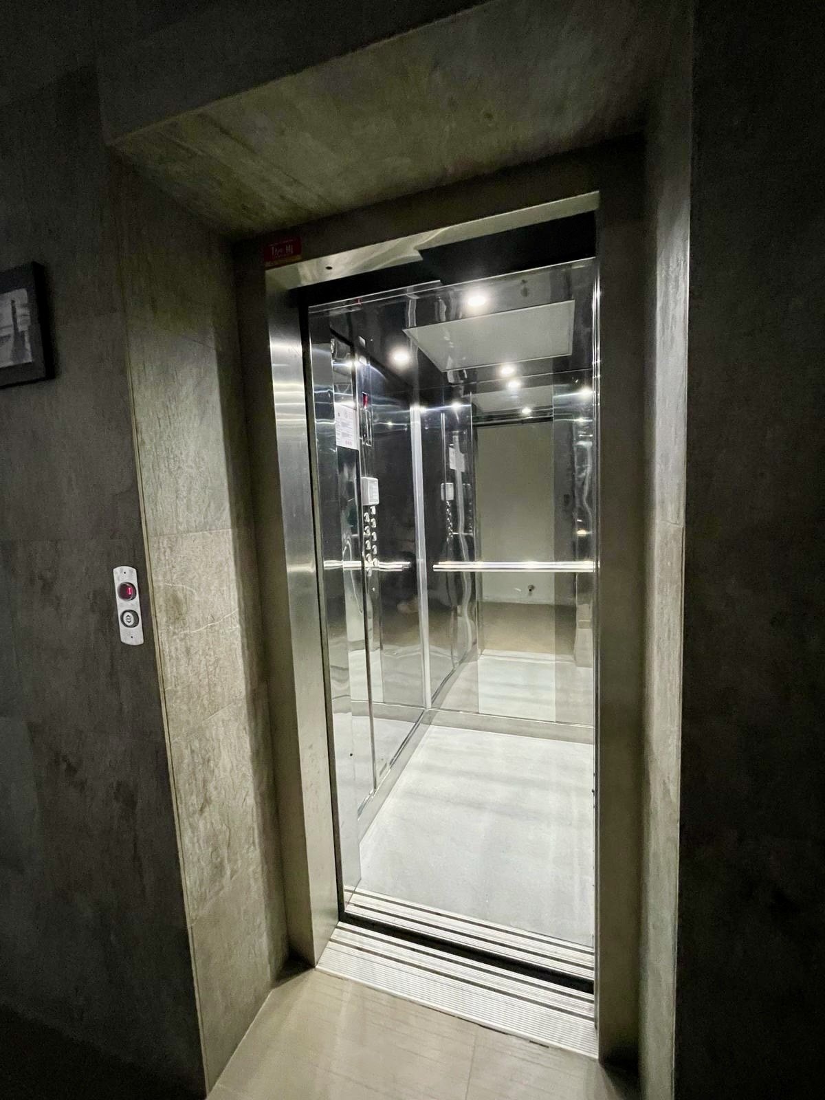 Голяма 4-стайна апартамент в комплекса Sun Gate, Слънчев бряг – 154 м², с басейн и градина