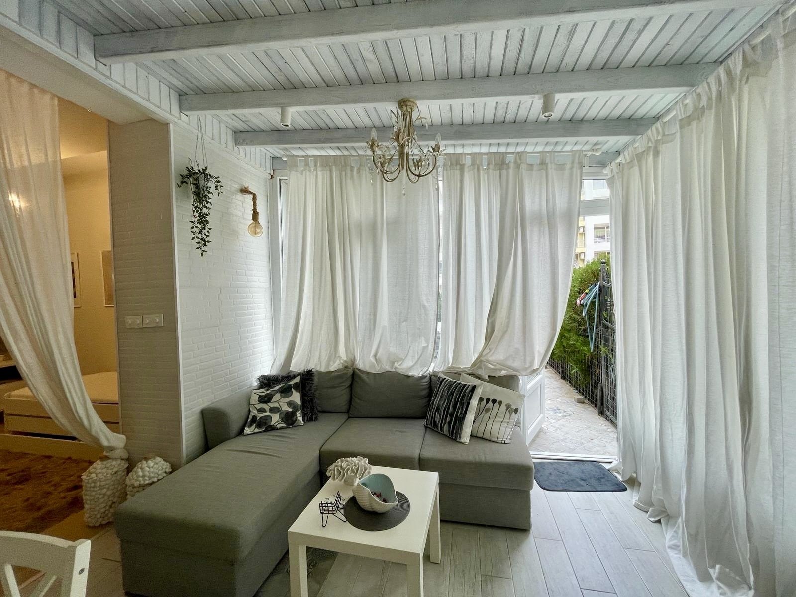 Голяма 4-стайна апартамент в комплекса Sun Gate, Слънчев бряг – 154 м², с басейн и градина