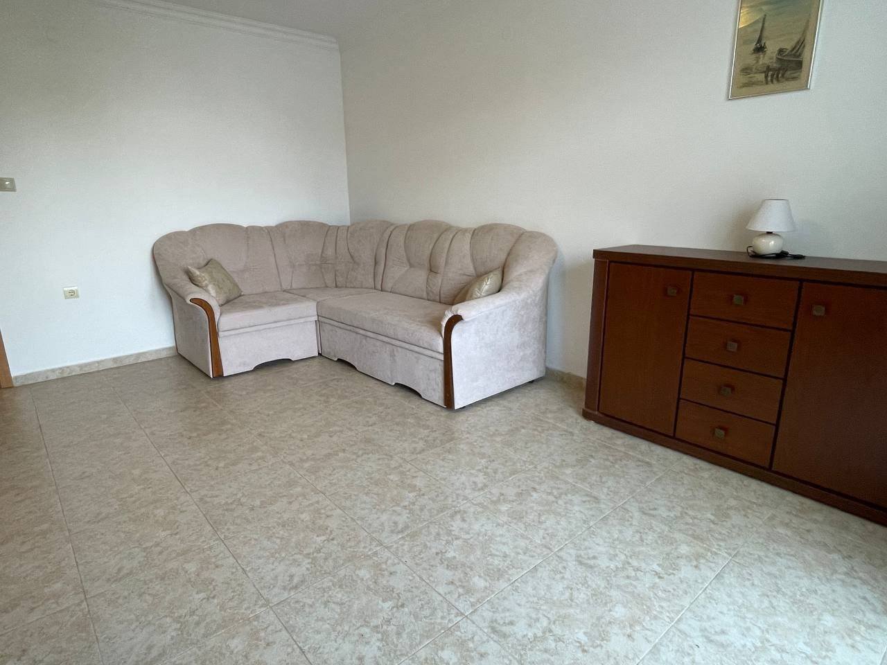 Тристаен апартамент в Компас, Свети Влас