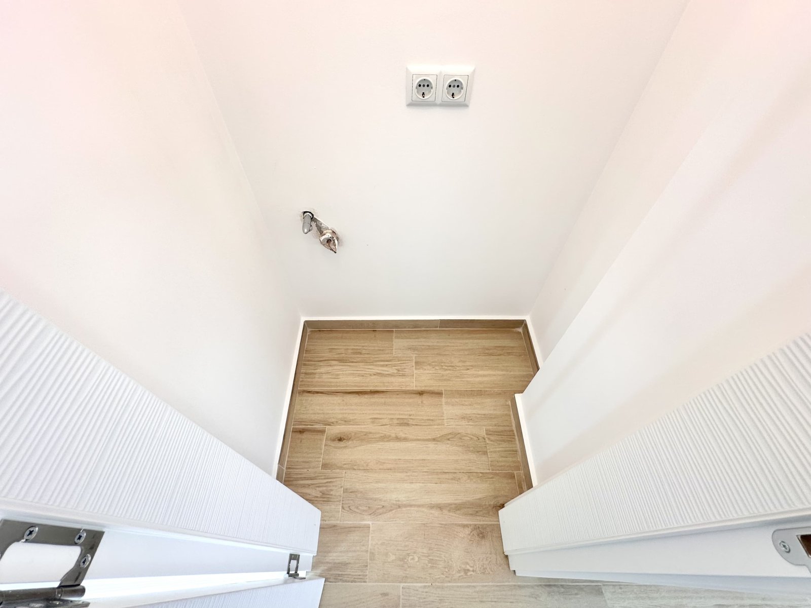 Ексклузивна вила в Victoria Sunset, Поморие – гледка към морето и басейна, на 4 км от плажа!