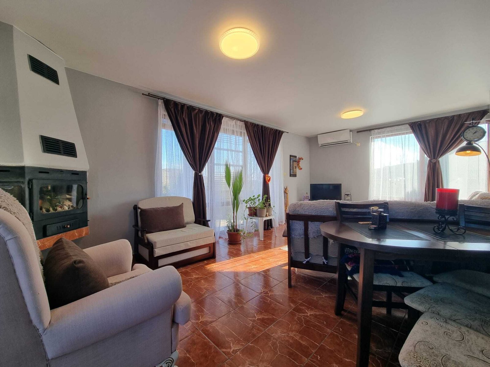 Еднофамилна къща в село Бата, област Бургас, България