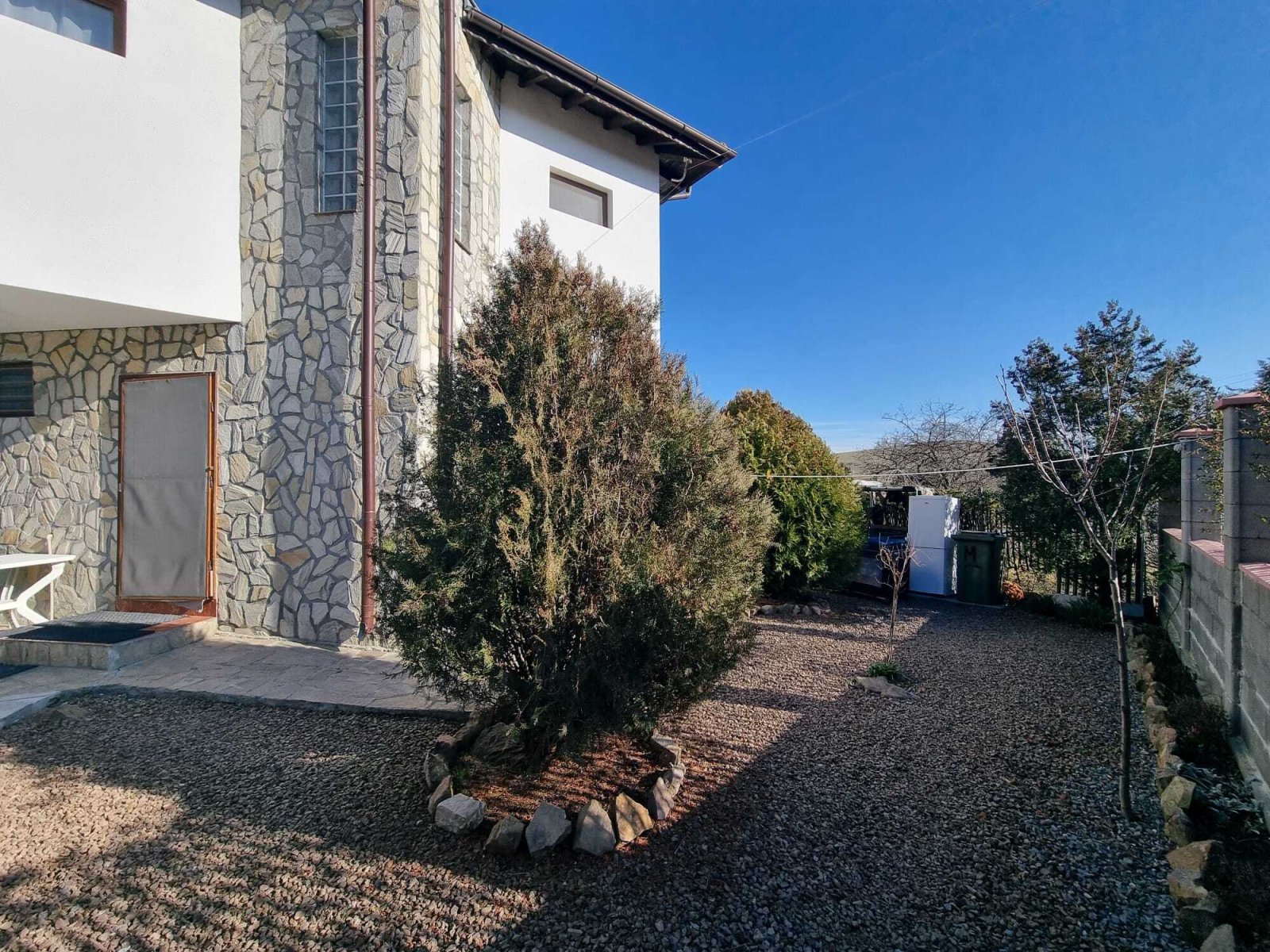 Еднофамилна къща в село Бата, област Бургас, България