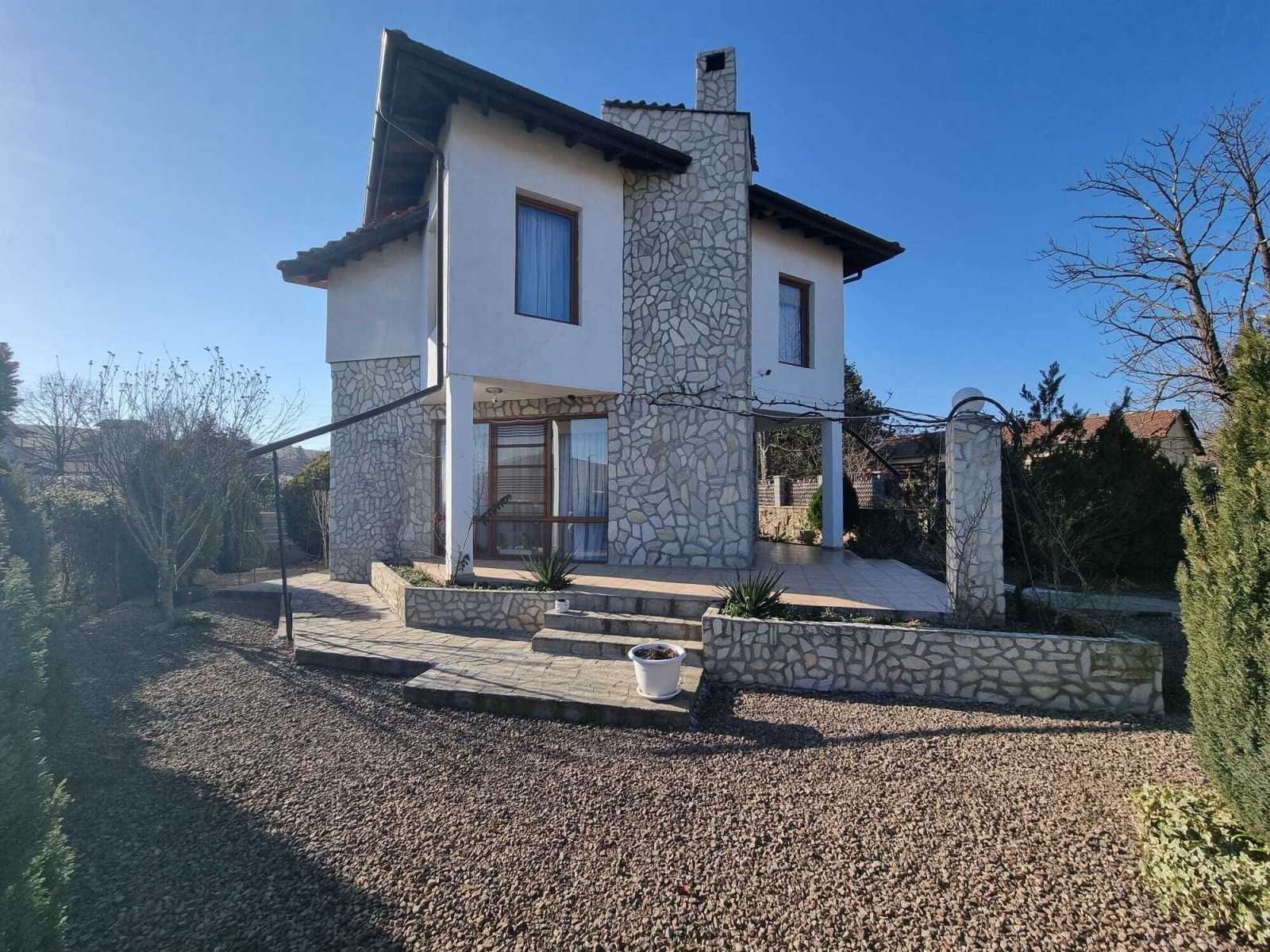 Еднофамилна къща в село Бата, област Бургас, България