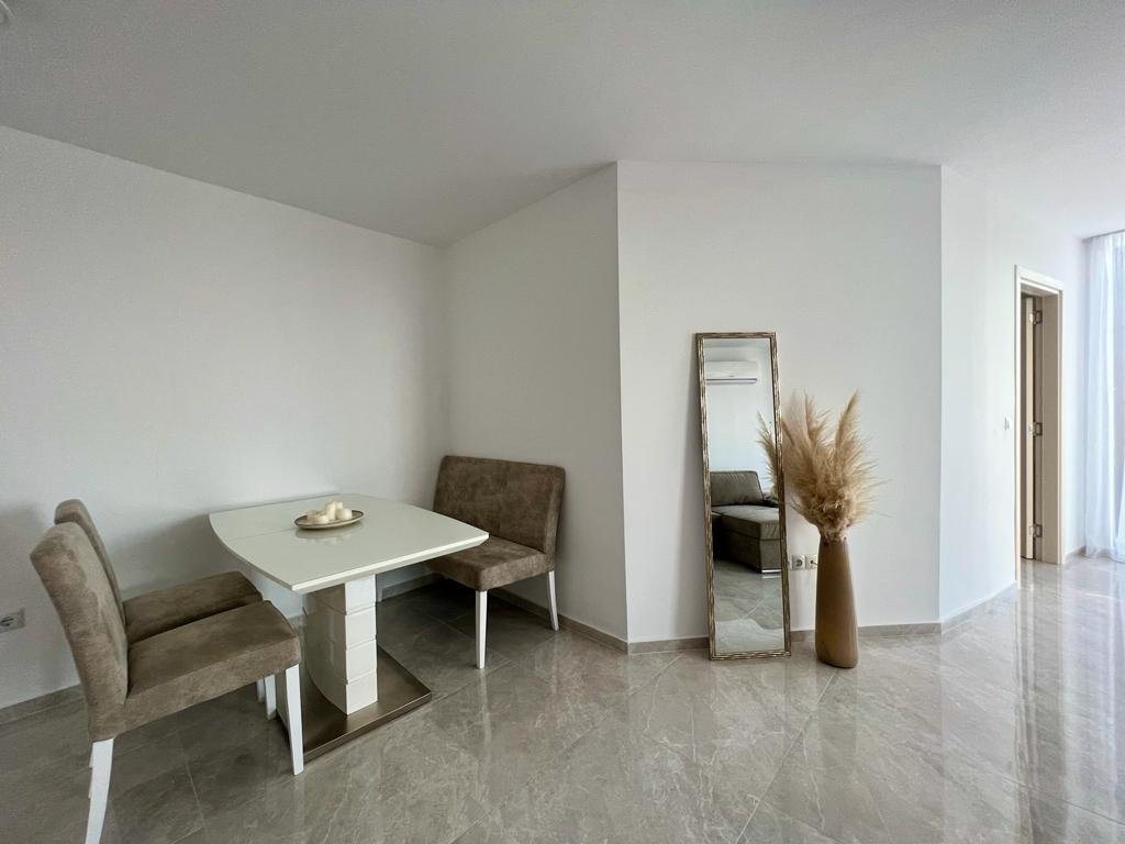 Двустаен апартамент в Millennium 2, Свети Влас, България