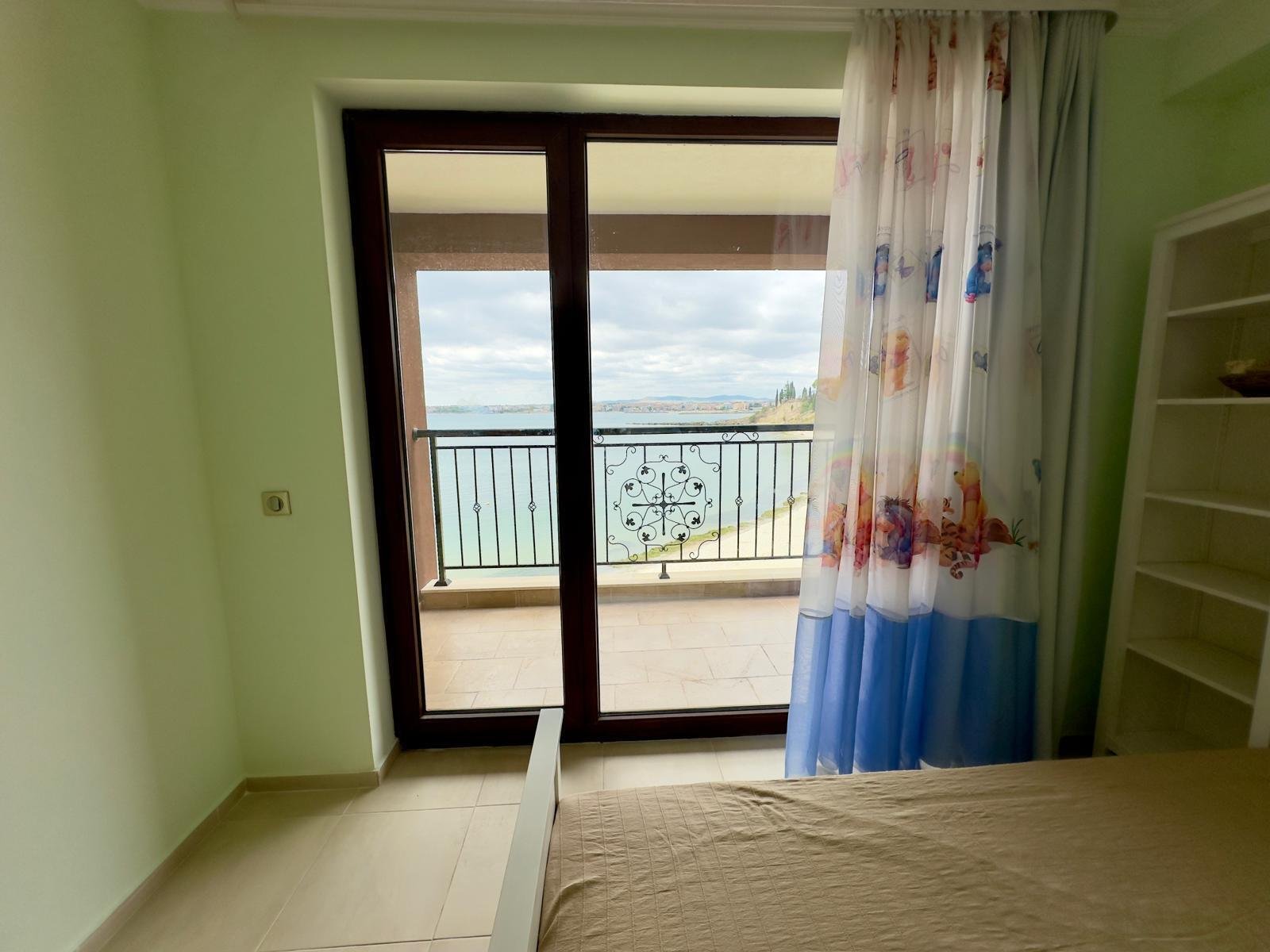 3-стайно жилище с изглед към морето в Акторииа Несебър, България