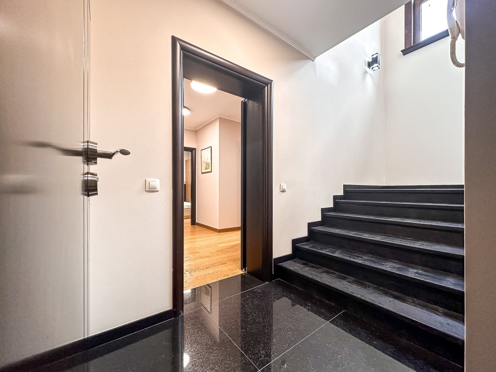 Ексклузивен триетажен пентхаус апартамент в комплекс Естебан, Несебър, България