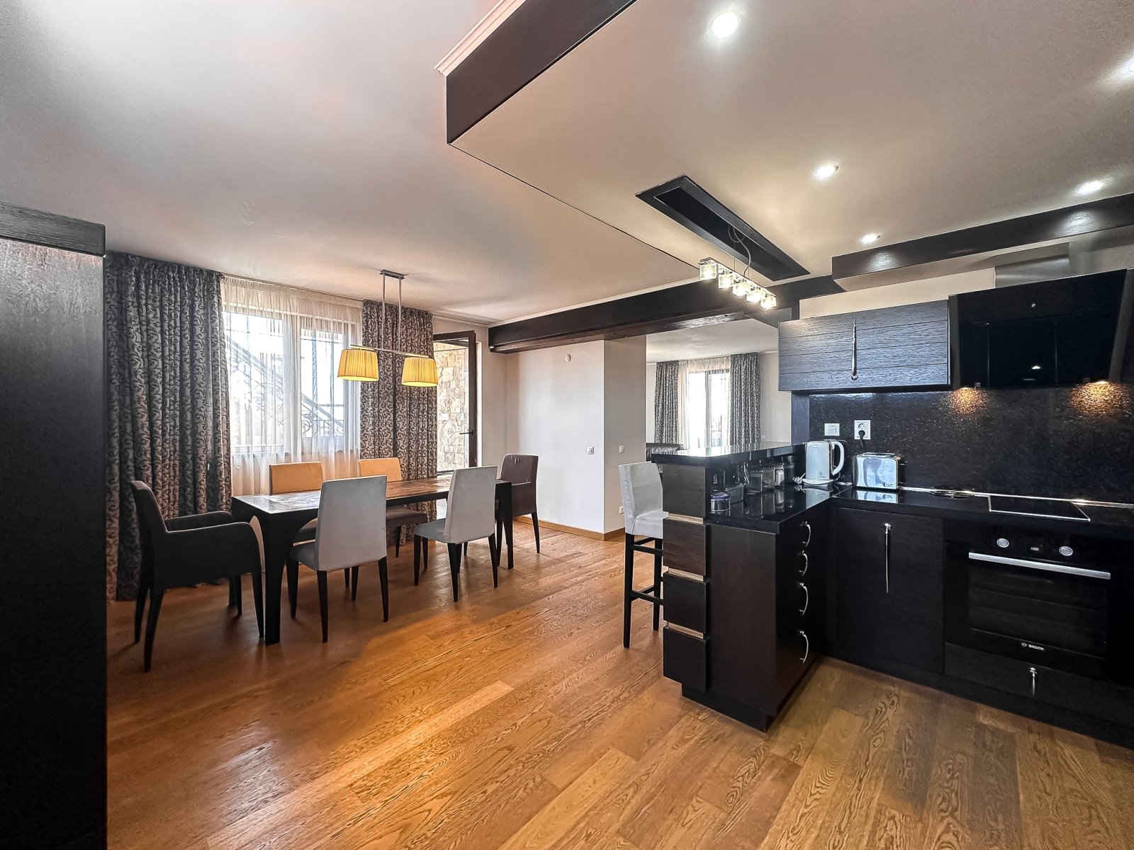 Ексклузивен триетажен пентхаус апартамент в комплекс Естебан, Несебър, България