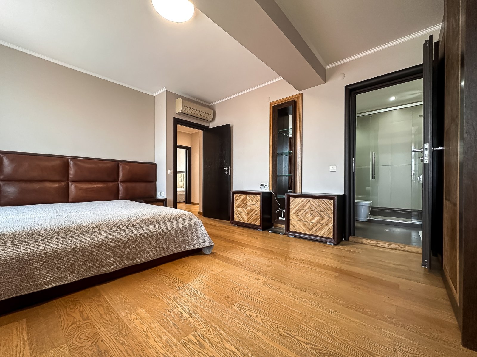 Ексклузивен триетажен пентхаус апартамент в комплекс Естебан, Несебър, България