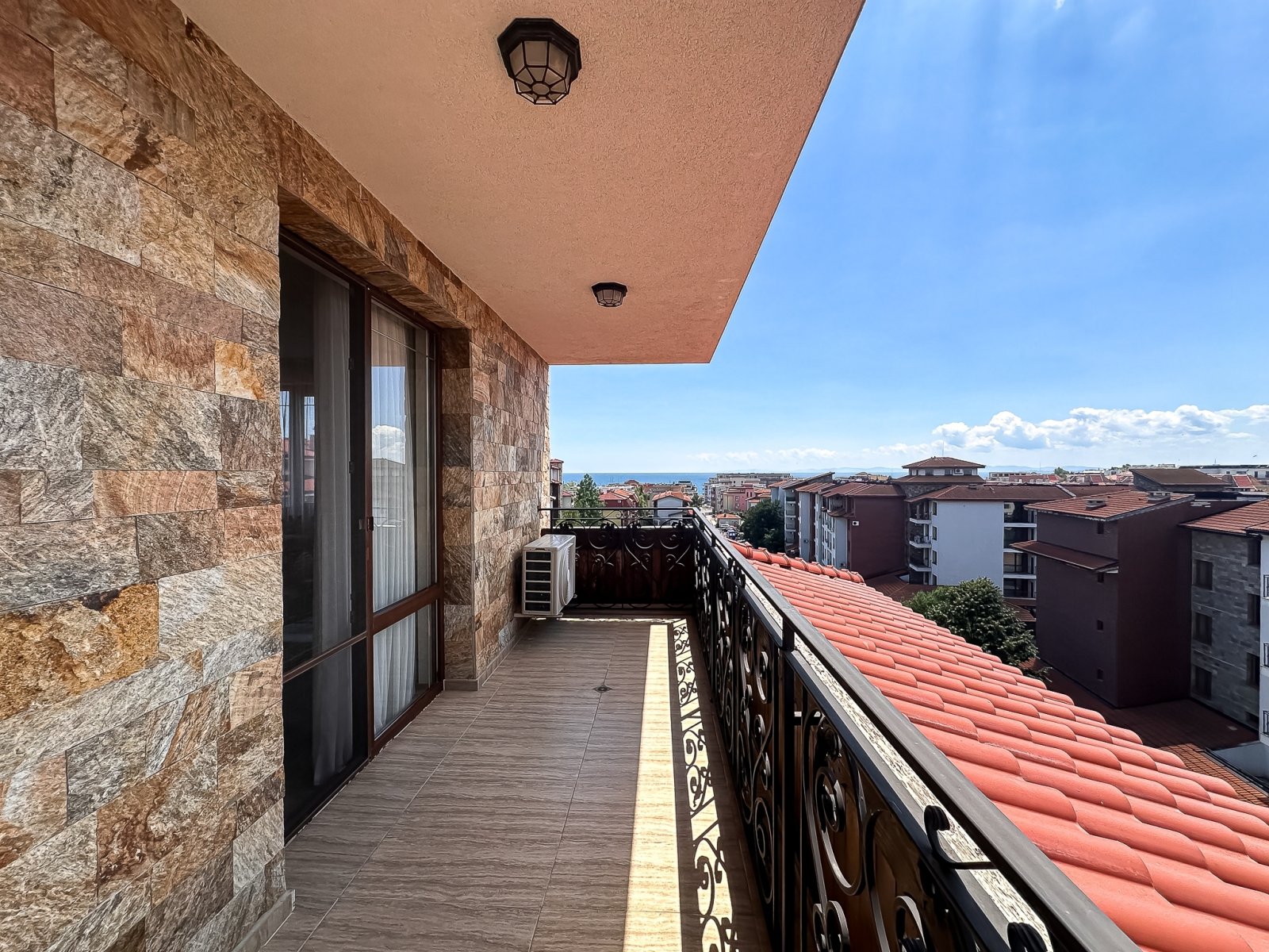 Ексклузивен триетажен пентхаус апартамент в комплекс Естебан, Несебър, България