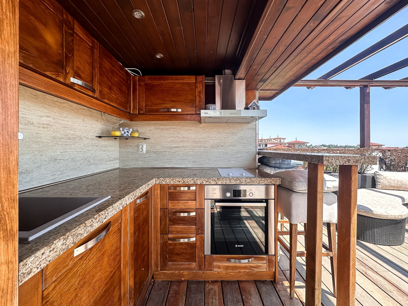 Ексклузивен триетажен пентхаус апартамент в комплекс Естебан, Несебър, България