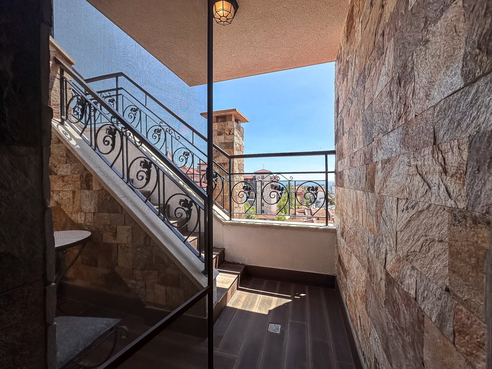 Ексклузивен триетажен пентхаус апартамент в комплекс Естебан, Несебър, България