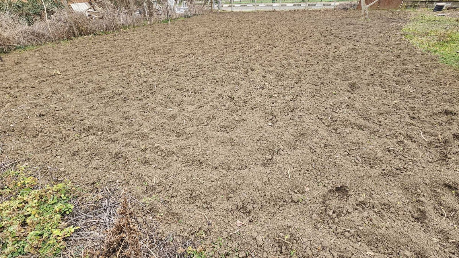 Едноетажна къща в района на Гюловца, Бургас, България.