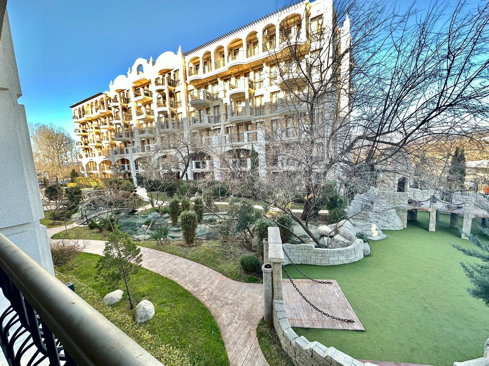 Нова студио с гледка към парка в Harmony 8, Слънчев бряг, България