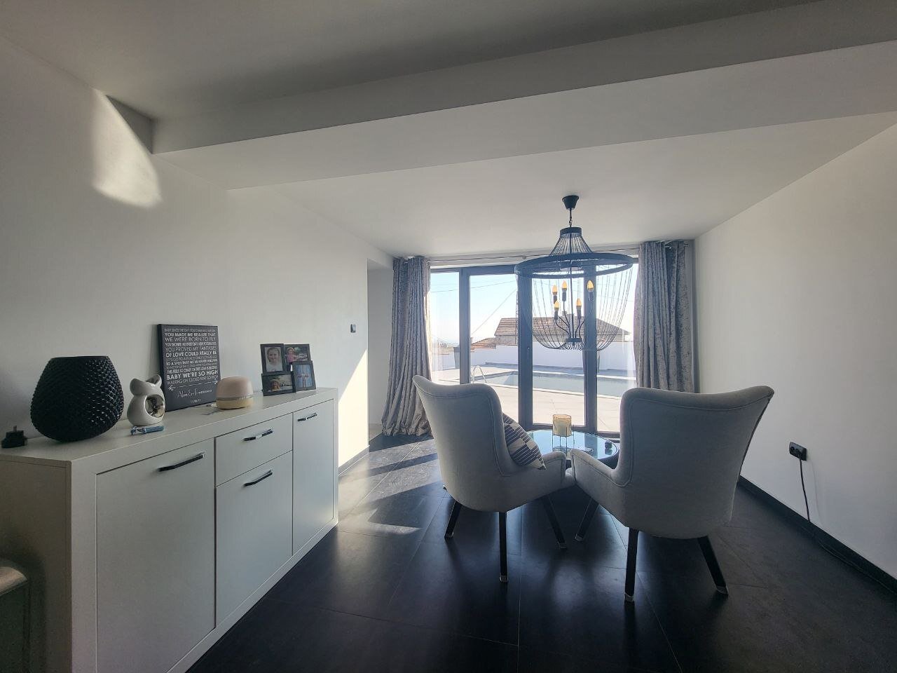 Къща с една фамилия с изглед към морето в Каблешково, България