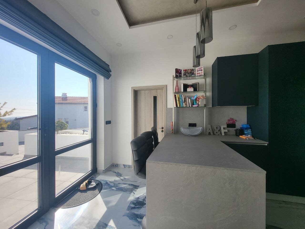 Къща с една фамилия с изглед към морето в Каблешково, България