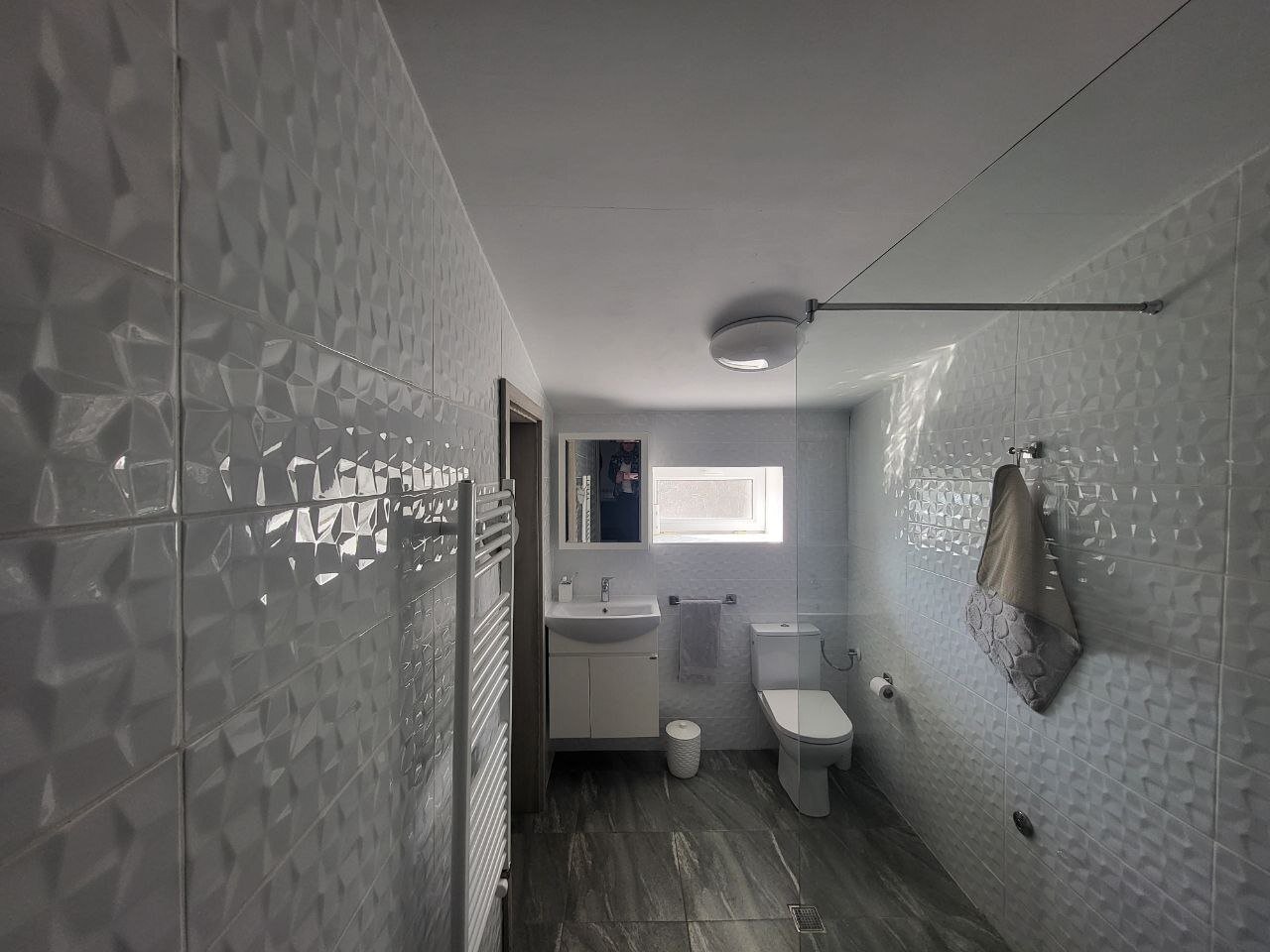 Къща с една фамилия с изглед към морето в Каблешково, България