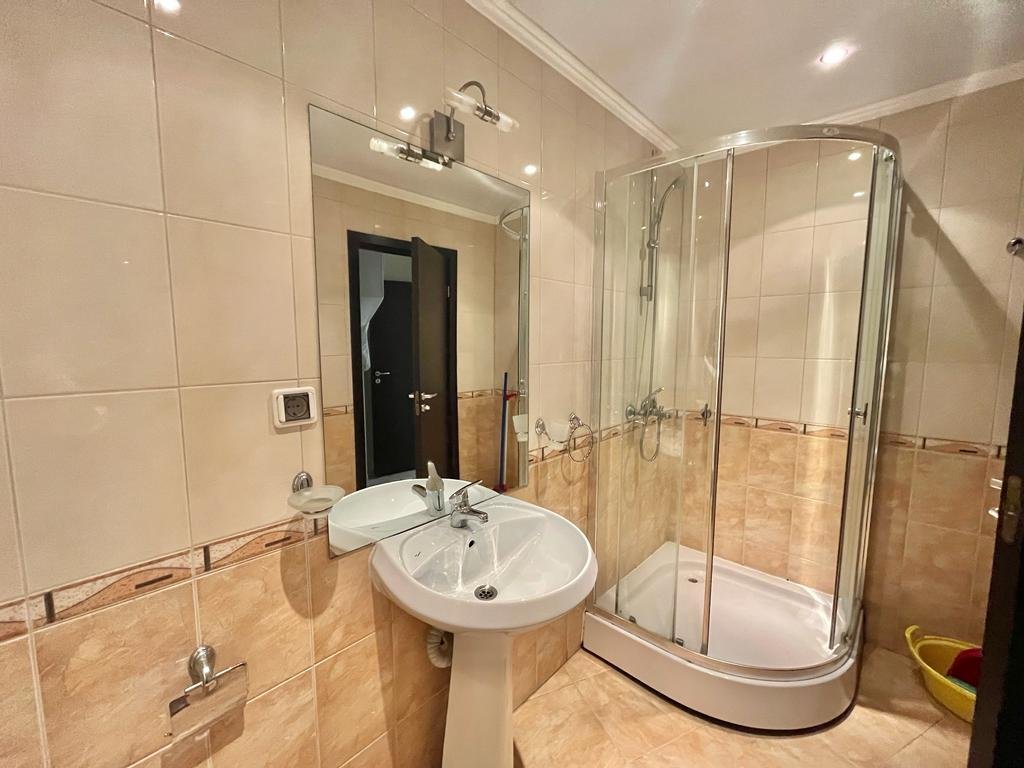 Траен апартамент с 2 стаи в България – директно до морето в Елените, комплекс Андалусия