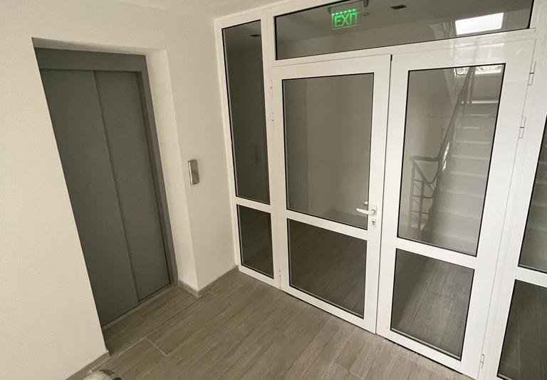 Красив апартамент с три стаи и гледка към морето, Свети Влас, България