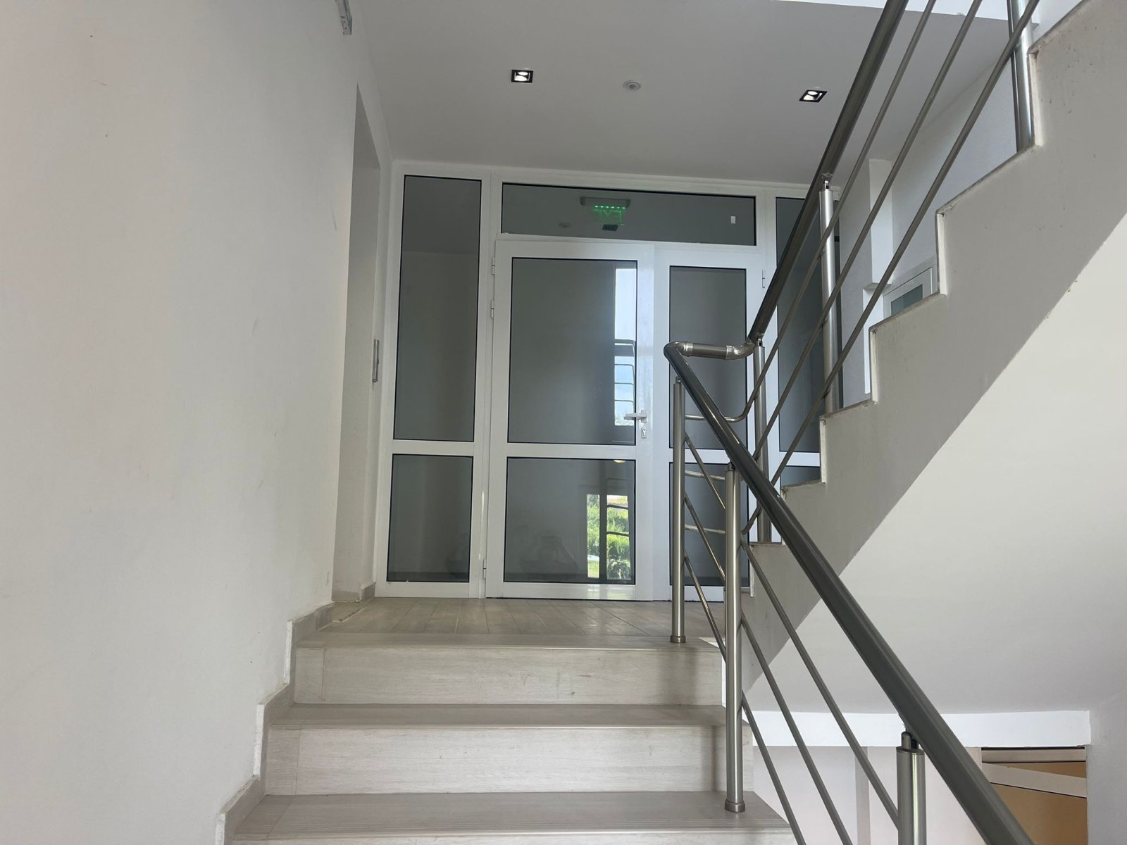 Красив апартамент с три стаи и гледка към морето, Свети Влас, България