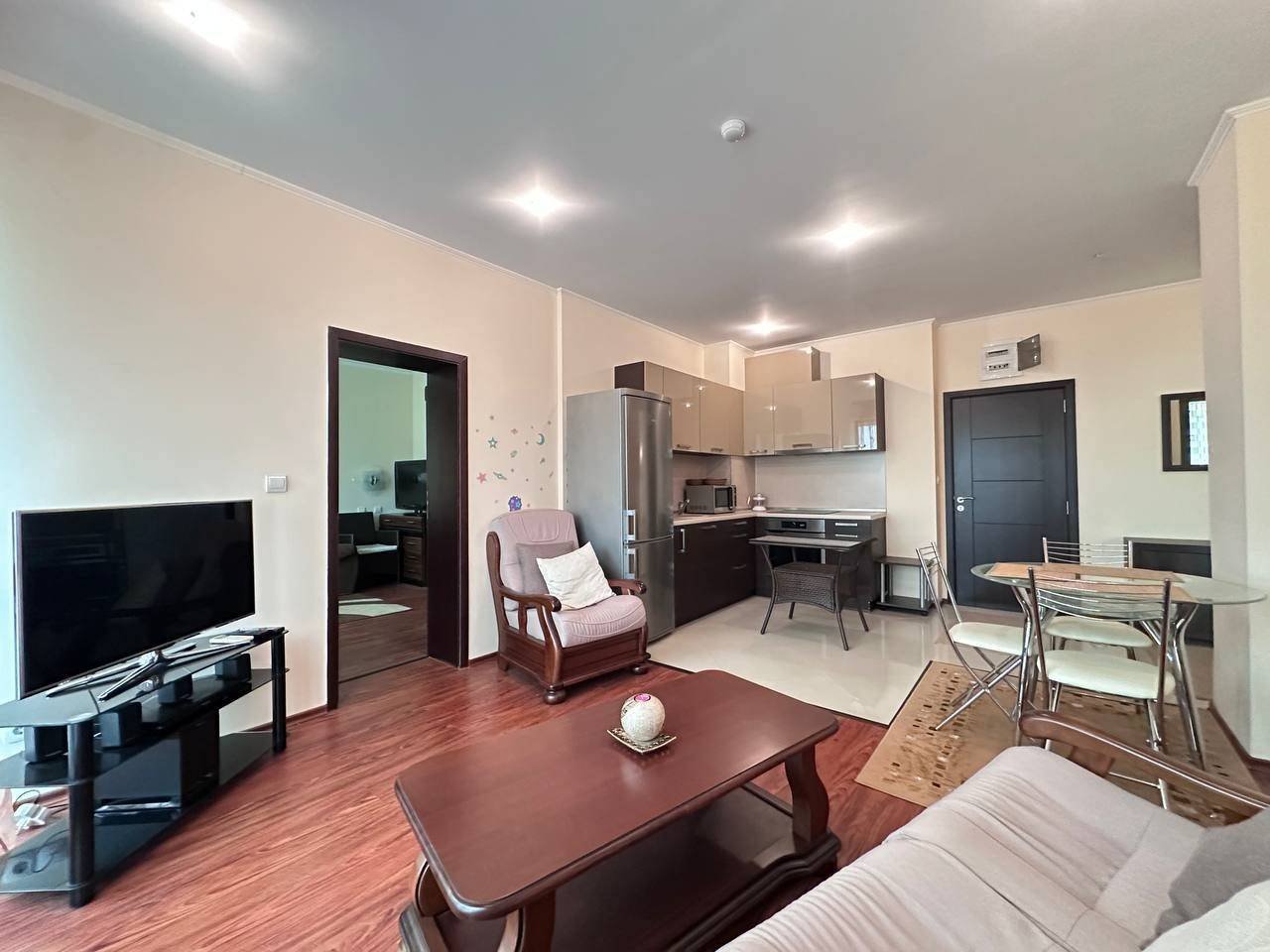 Тристаен апартамент в комплекс „Бабилон“, Слънчев бряг, България