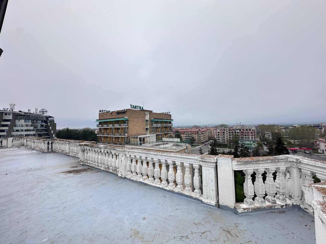 Тристаен апартамент в комплекс „Бабилон“, Слънчев бряг, България