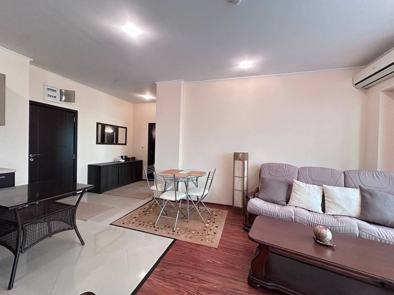 Тристаен апартамент в комплекс „Бабилон“, Слънчев бряг, България