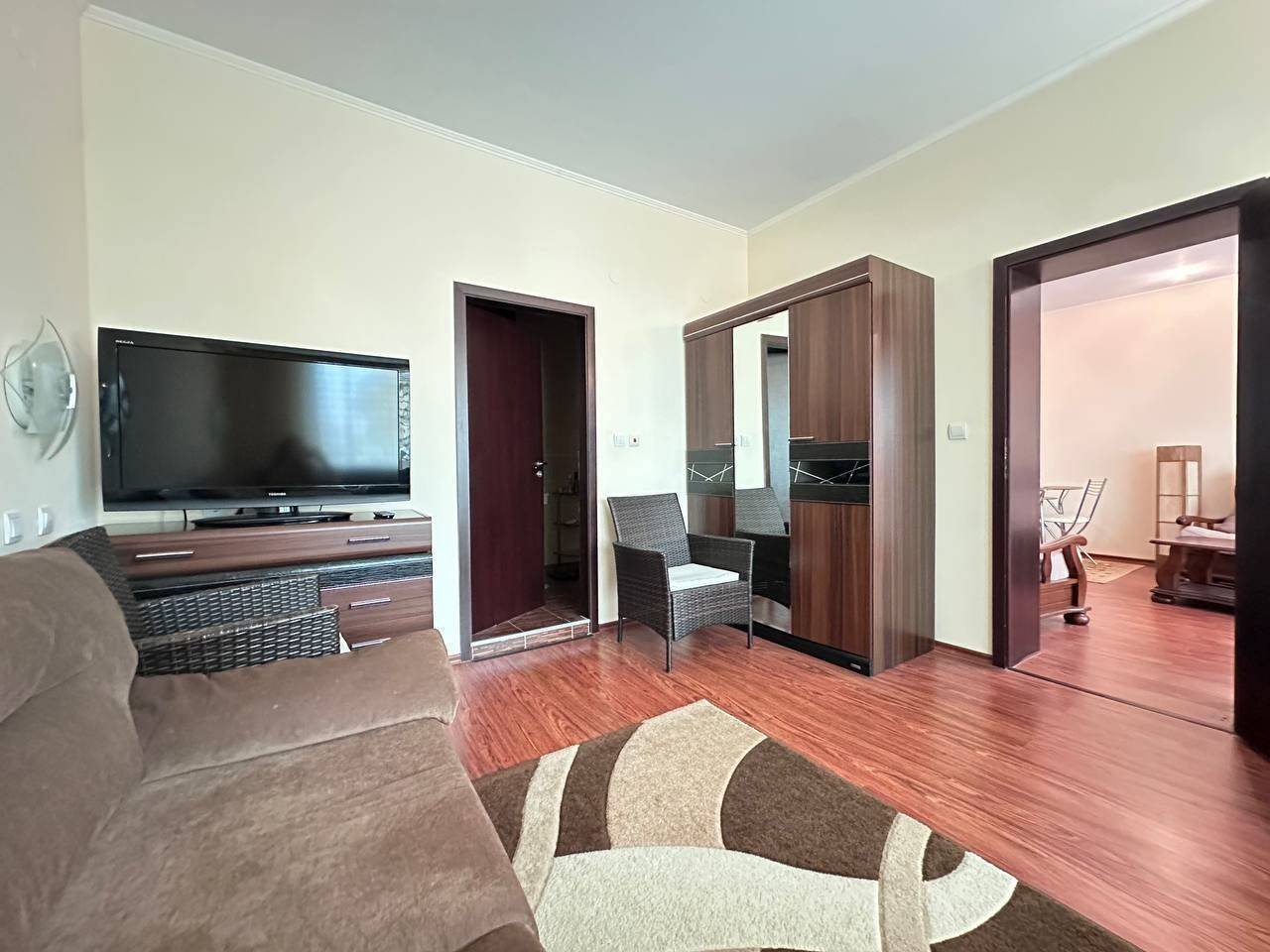 Тристаен апартамент в комплекс „Бабилон“, Слънчев бряг, България