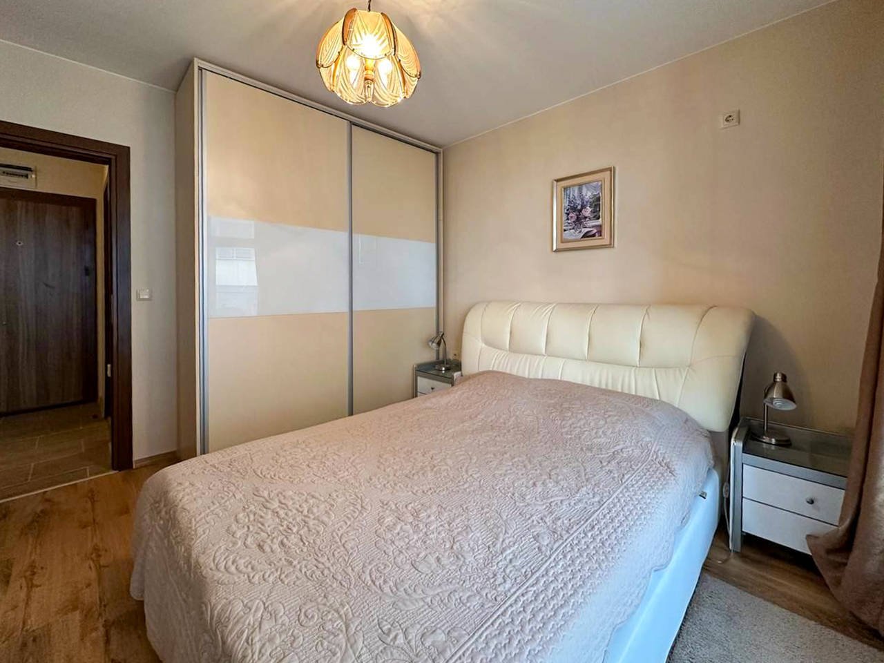 Двустаен апартамент в комплекс Рич 3, Равда, България