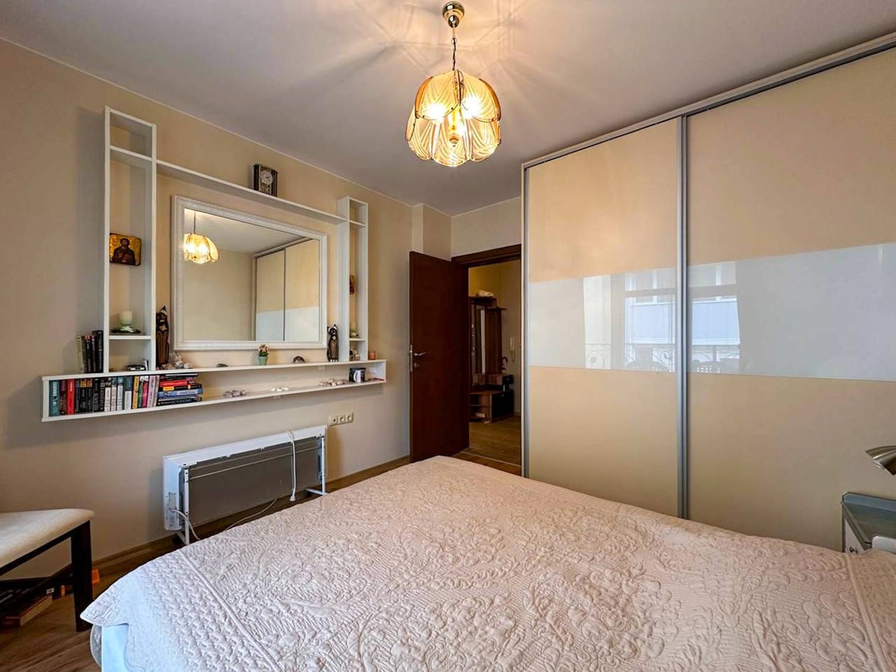 Двустаен апартамент в комплекс Рич 3, Равда, България